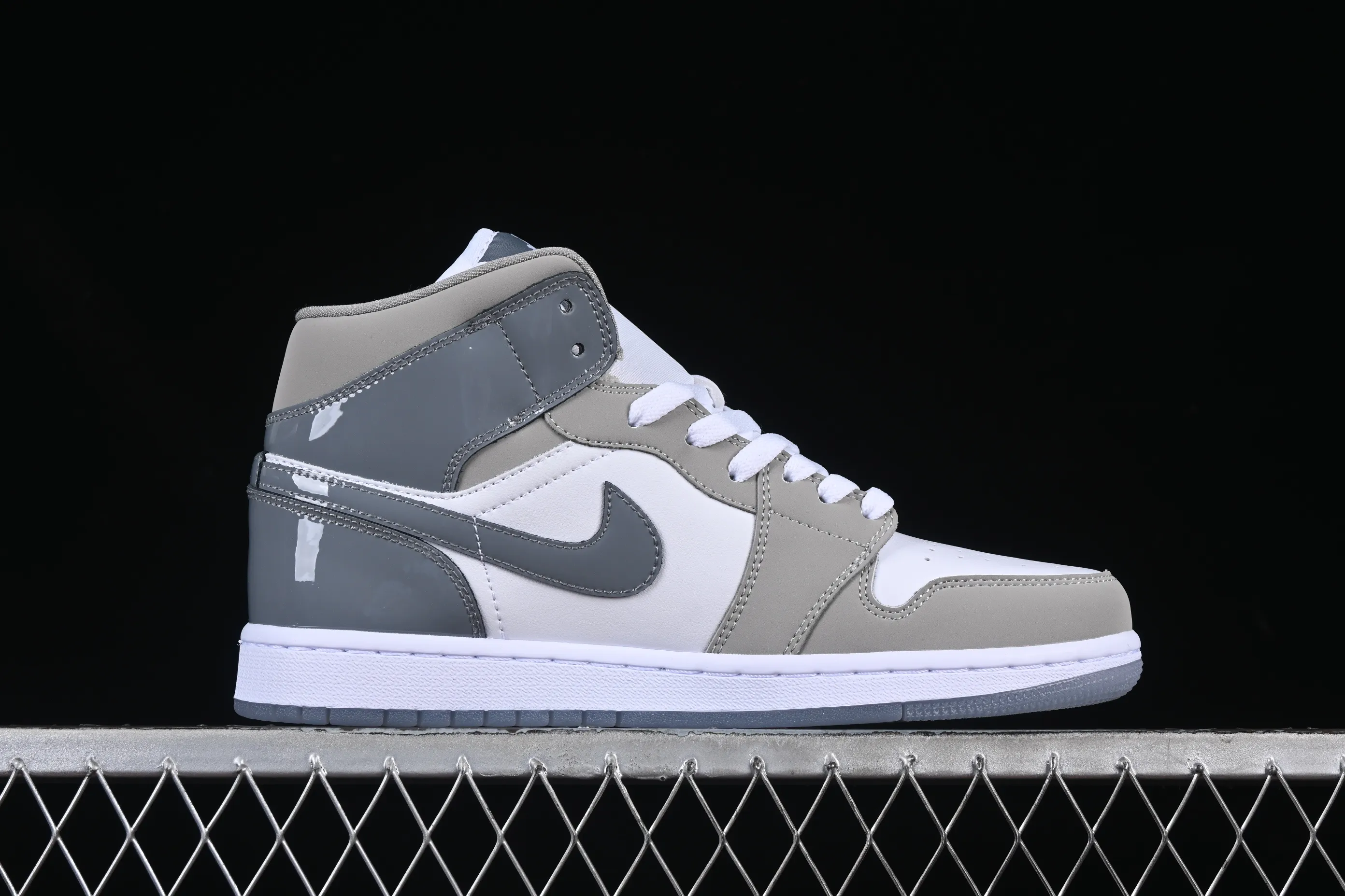 All categories Air Jordan Jordan series basketball shoes Air Jordan 1 Mid Air Jordan 1 Mid AJ1 Joe 1 white gray mid-top cultural and casual sneakers HF3193-100